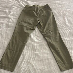 H&M Women's Khaki Chinos